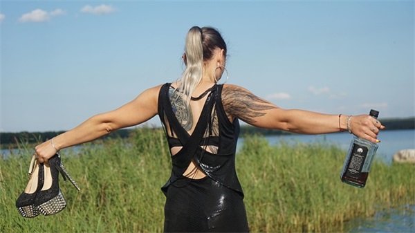 发朋友圈夸奖孩子的话 老师在朋友圈夸奖孩子怎么回复