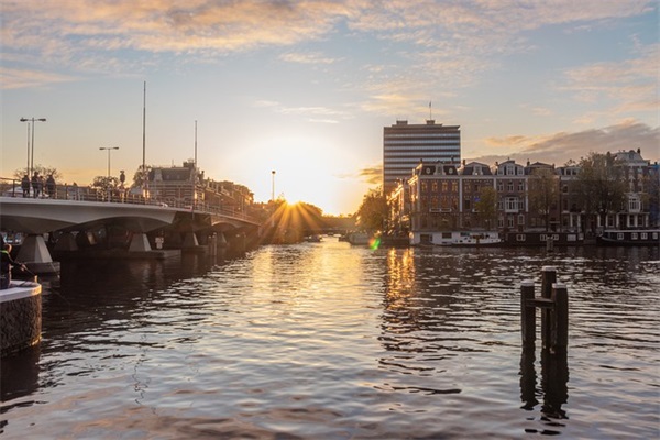 同学毕业三十年寄语 【100句精选】