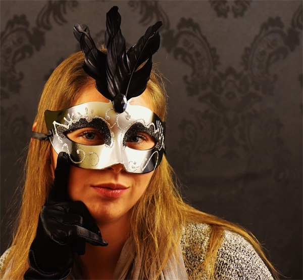 一家人群网名个性