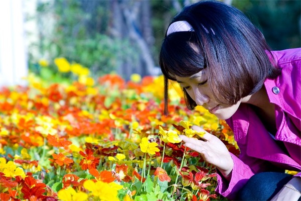 qq网名女生带姗