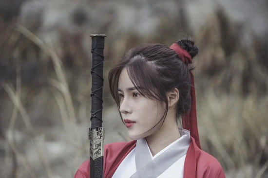 女儿成人礼家长寄语简短 【女儿十八岁简短寄语】