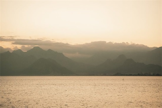 伟大祖国的国庆节祝福语