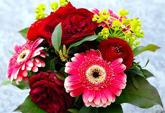 包裹口号霸气押韵87句