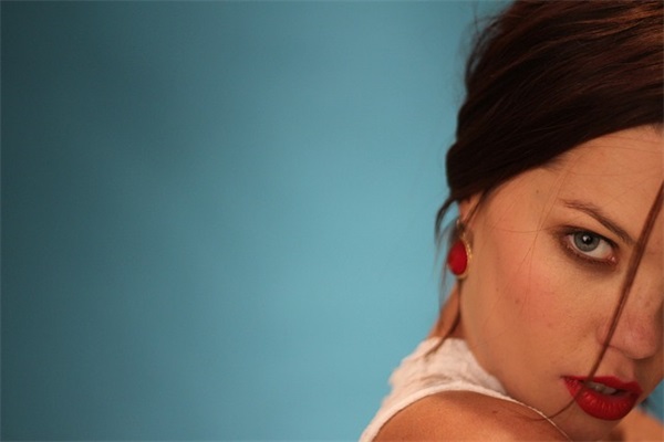 再生大一军训标语 学生军训标语