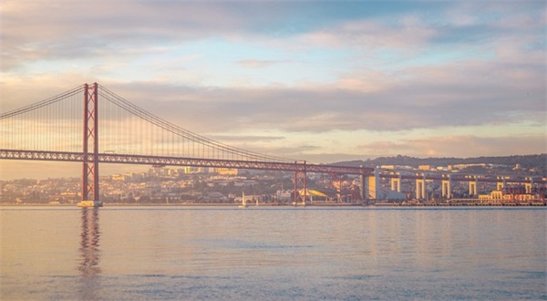 春节给朋友祝福短信81句