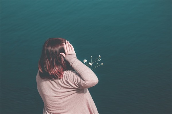 感谢老公送礼物的话语暖心温馨(精选60句)